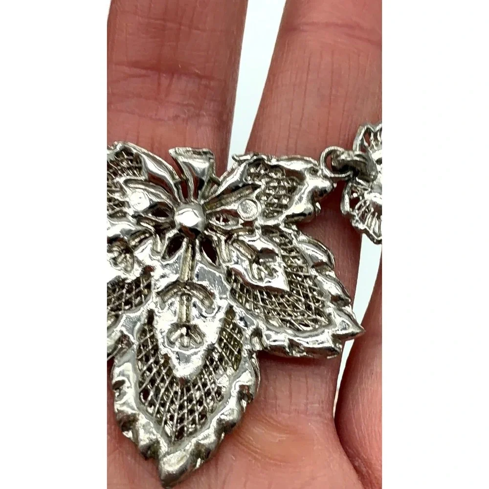 Vintage Rhinestone Leaf Necklace Brooch Set Silver‎ Tone Filigree Maple Leaf