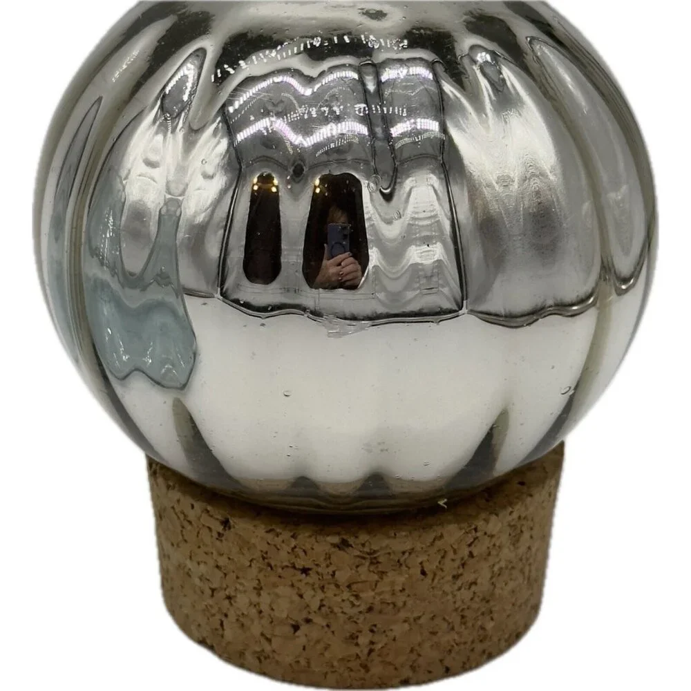 Vtg Mexican Hand Blown Glass Decanter Mercury  Sphere‎ Stopper RARE Cone Shape