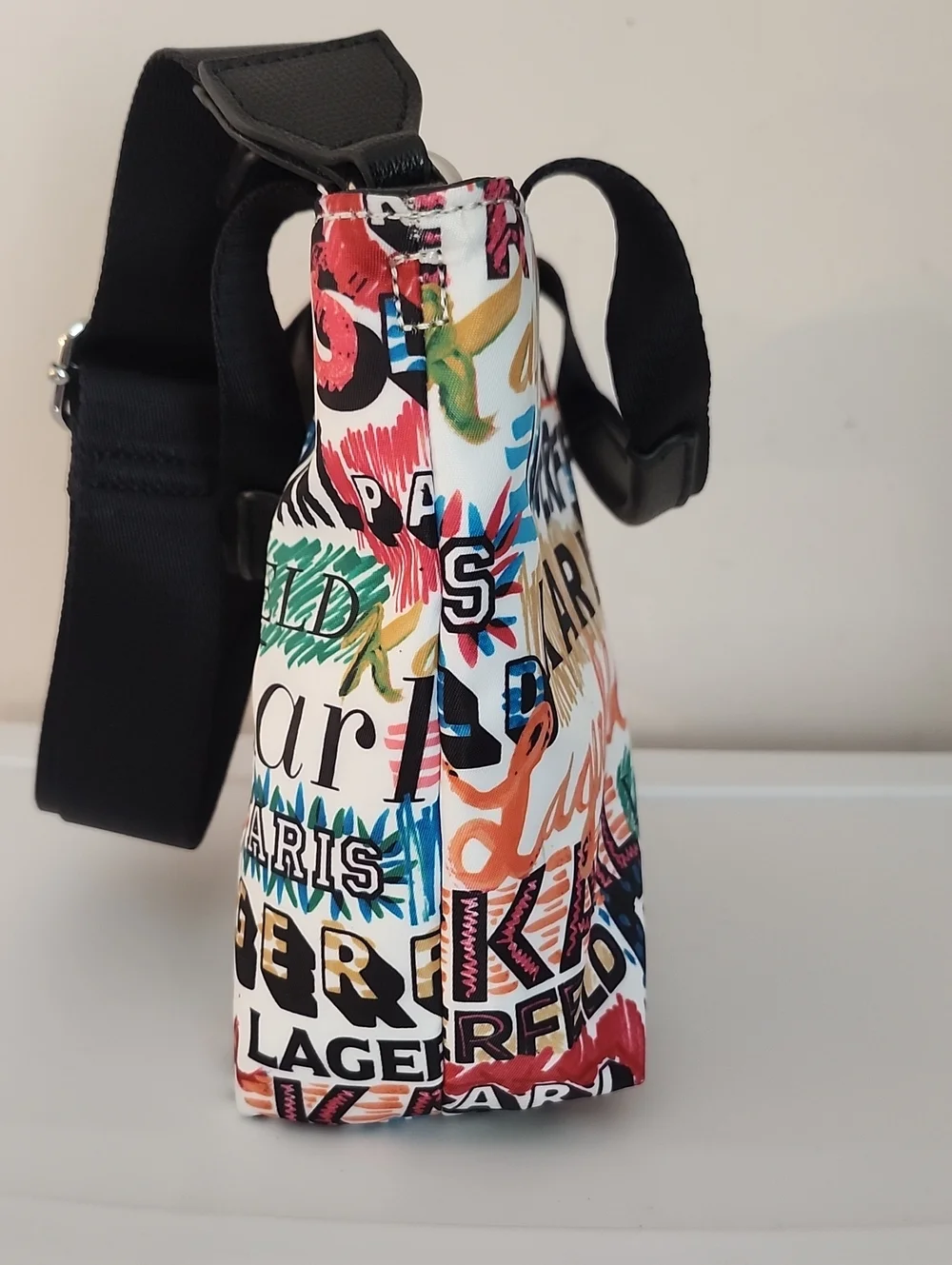Karl Lagerfeld Paris Amour Crossbody w/Free Michael Kors Card Holder/Wallet