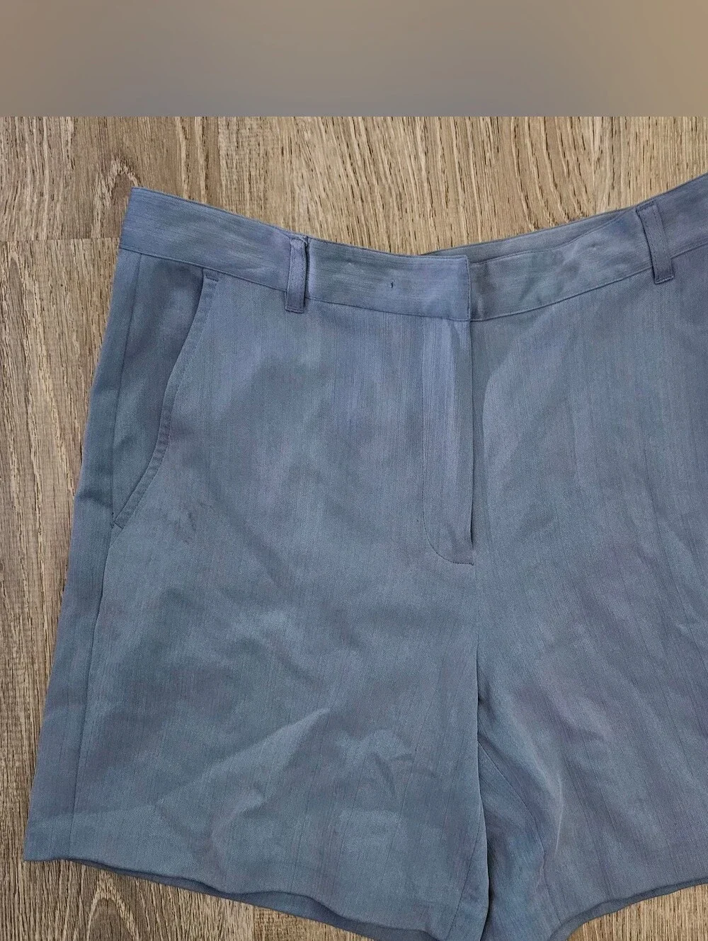Tommy Bahama 100% Silk Herringbone Shorts Blue Grey Size 6 Coastal Resort