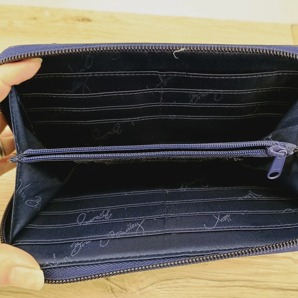 Vera Bradley Navy Blue Laser Cut Medallion Zip Around Accordion Wallet