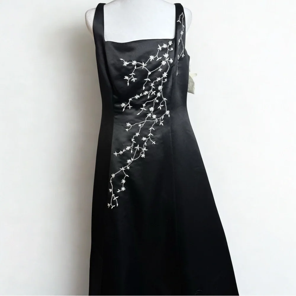 Liz Claiborne sleek black