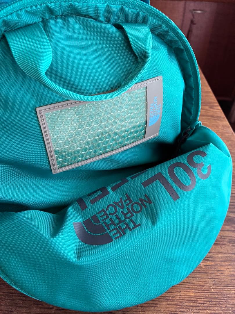 THE NORTH FACE 30L Duffel Nylon Duffel Bag