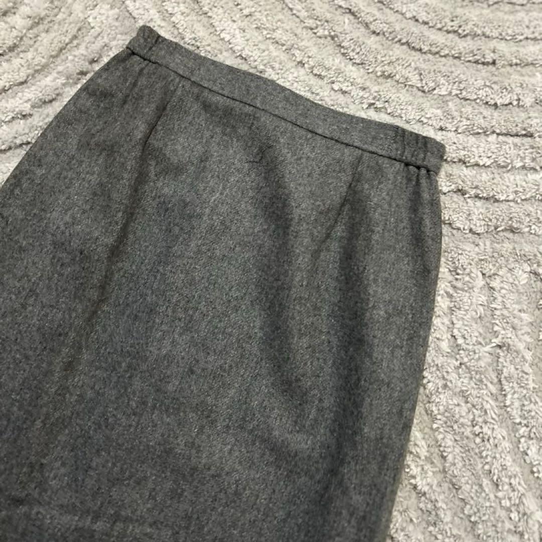 Elegant and Simple Midi-Length Pencil Skirt, Gray, Size 11 (Below Knee Length)