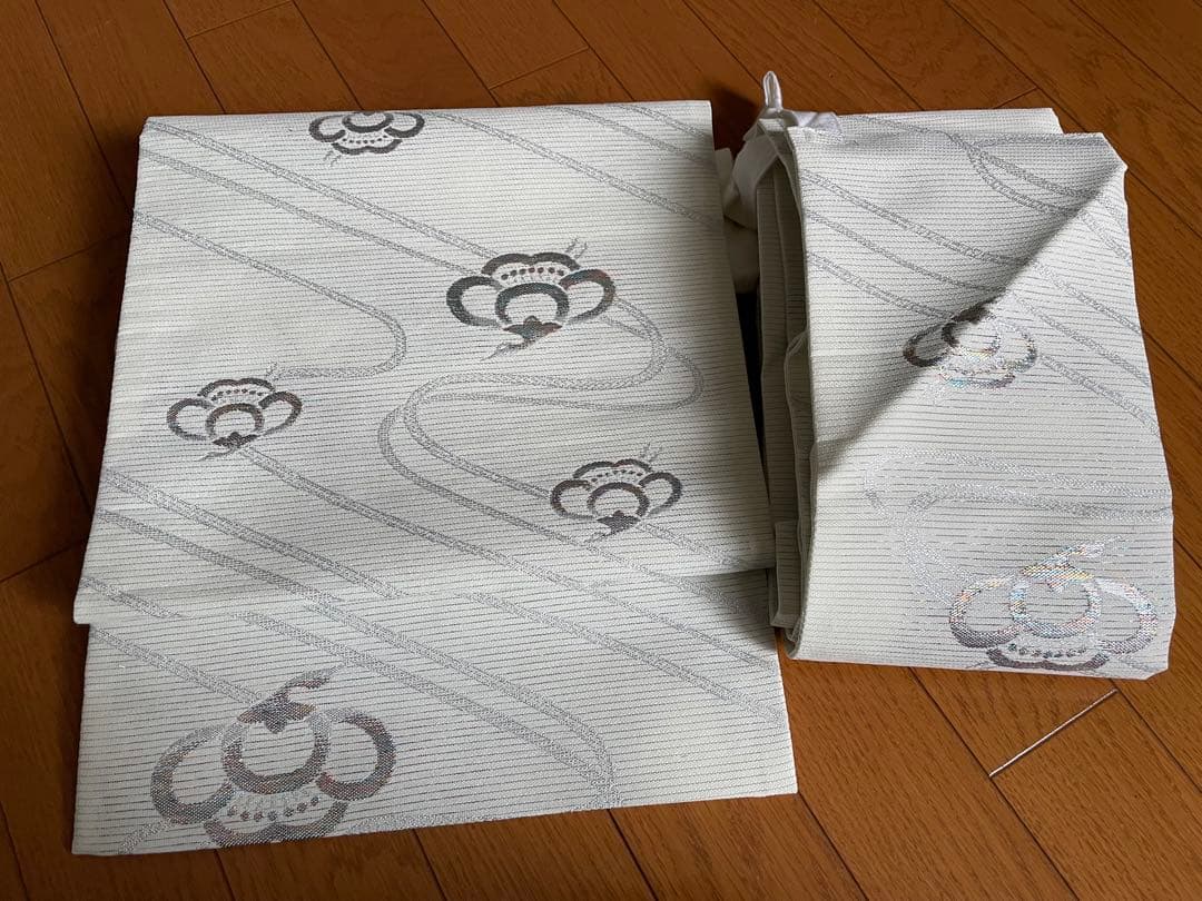 Obi (sash) white silver flower pattern